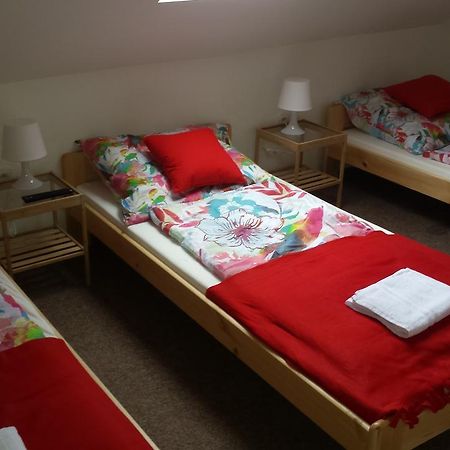 Bakin Bar Hotel Třebíč Екстериор снимка