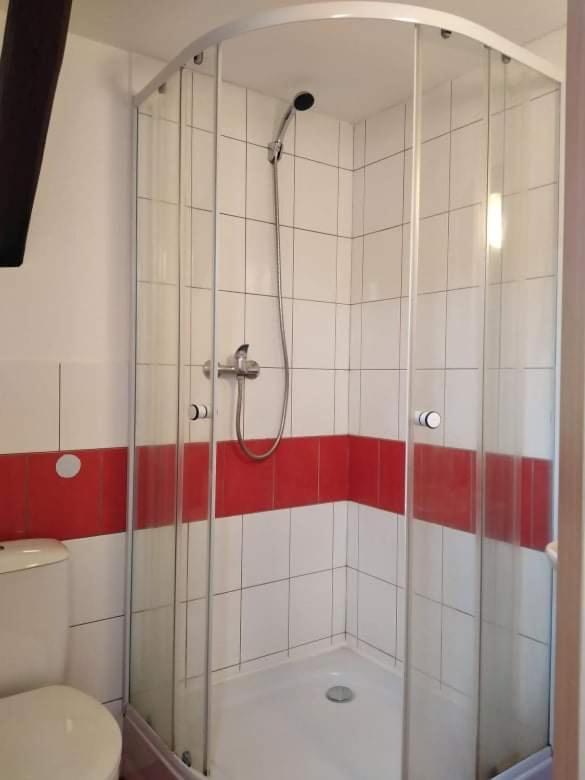 Bakin Bar Hotel Třebíč Екстериор снимка
