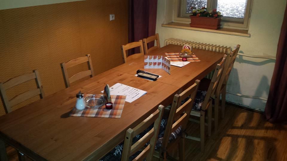 Bakin Bar Hotel Třebíč Екстериор снимка